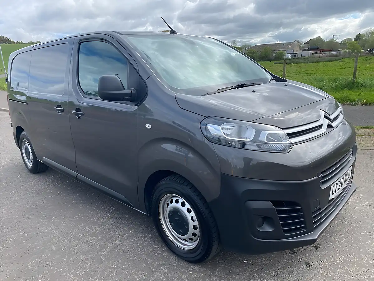Used 2020 Citroen Dispatch Enterprise M Grey - Front View