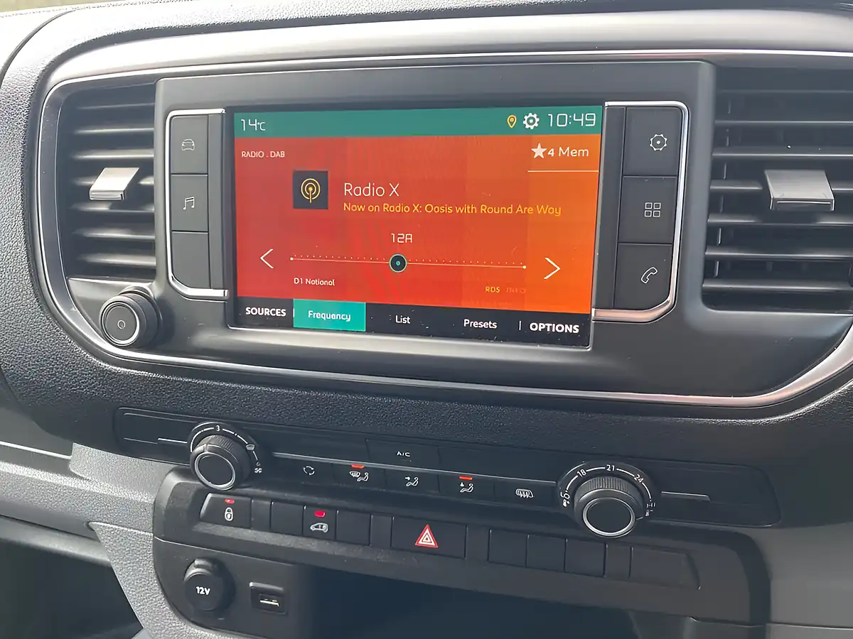 Used 2020 Citroen Dispatch Enterprise M Grey - Interior and Exterior details 5