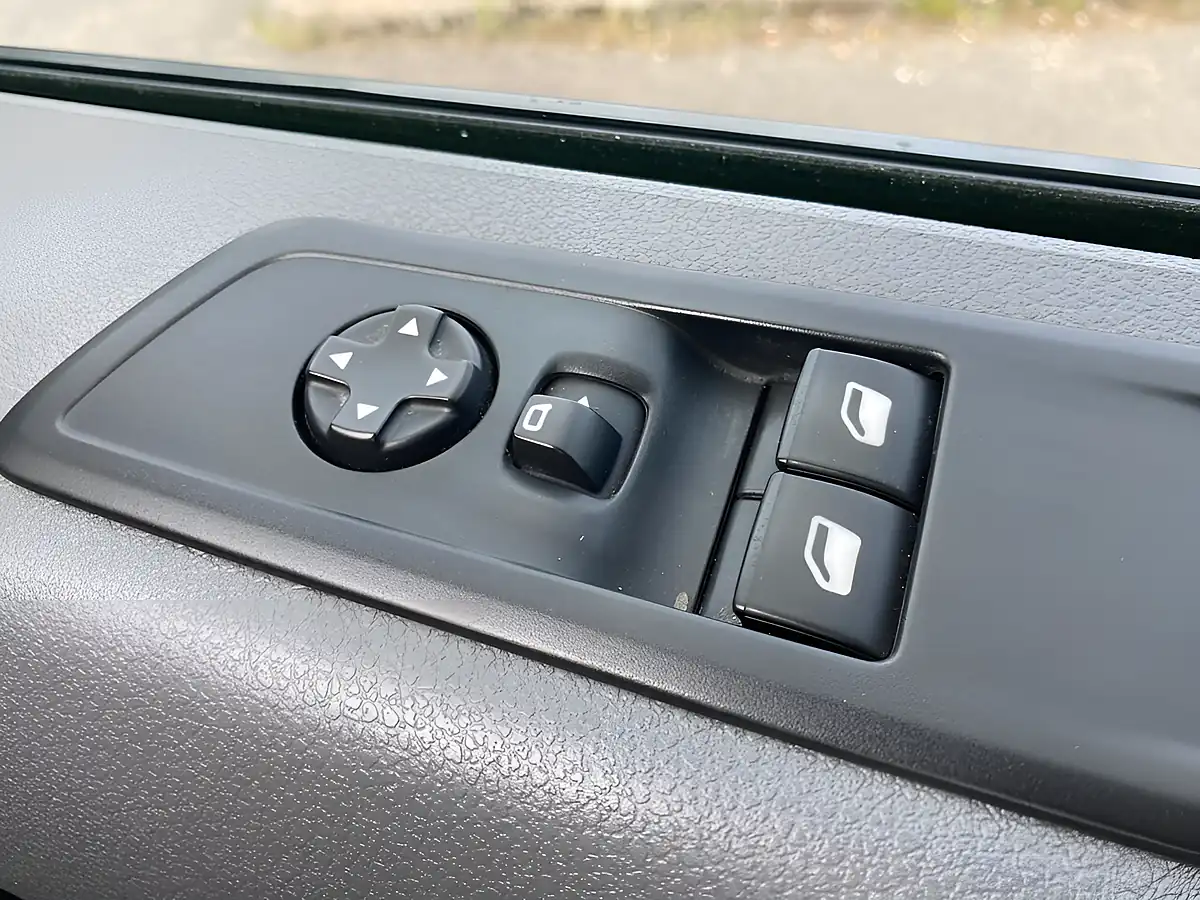 Used 2020 Citroen Dispatch Enterprise M Grey - Interior and Exterior details 6