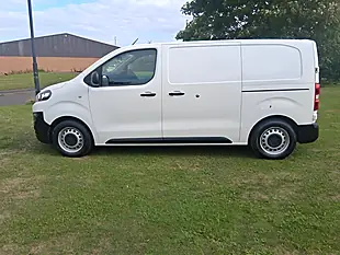Used 2020 Citroen Dispatch Enterprise M White - Interior and Exterior details 2