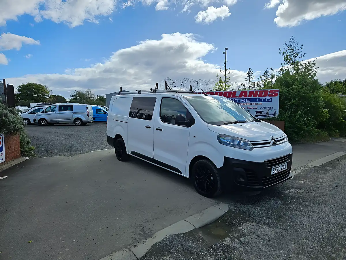 Used 2020 Citroen Dispatch Enterprise White - Front View