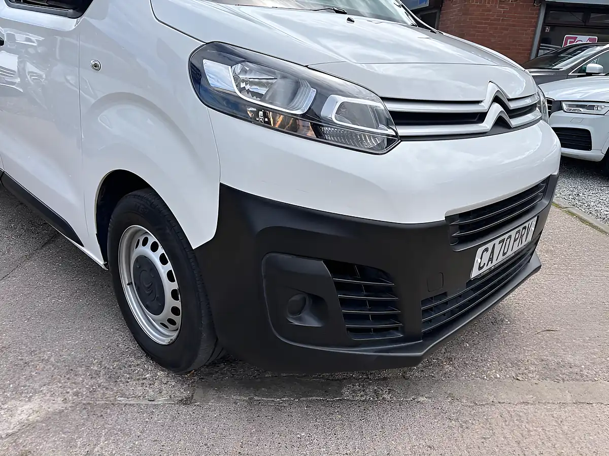 Used 2020 Citroen Dispatch Enterprise Xl White - Interior and Exterior details 11