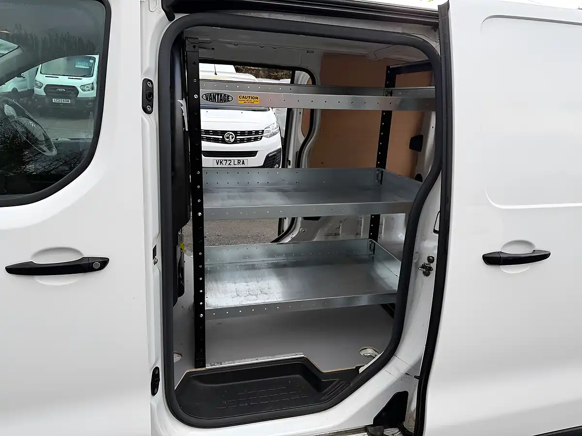 Used 2020 Citroen Dispatch Enterprise Xs White - Interior and Exterior details 18
