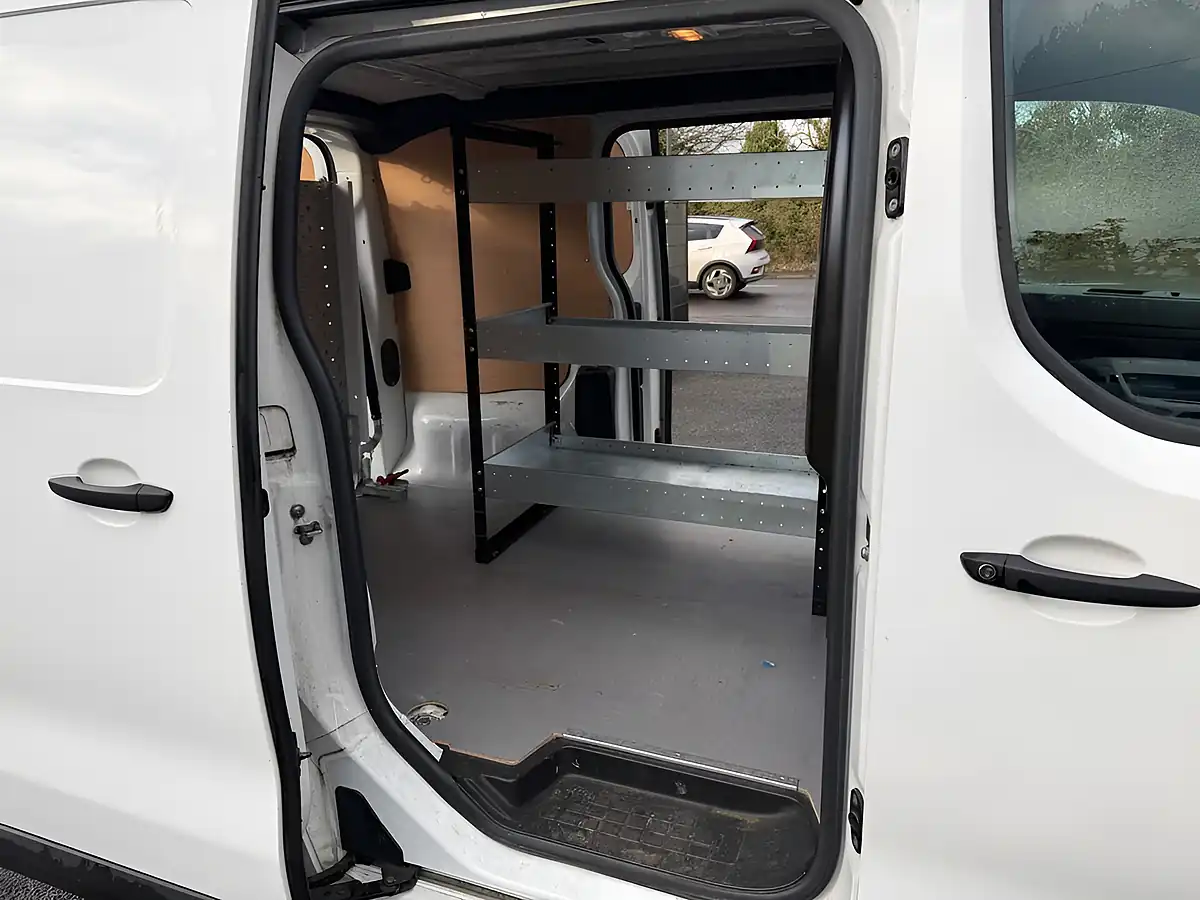 Used 2020 Citroen Dispatch Enterprise Xs White - Interior and Exterior details 19