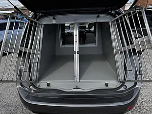 Used 2020 Citroen Grand C4 Spacetourer Feel Plus Platinum Grey Met - Interior and Exterior details 14