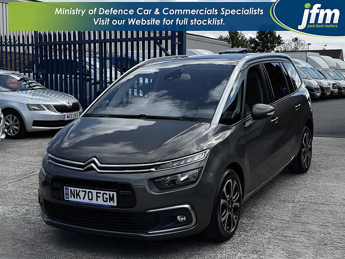 Used 2020 Citroen Grand C4 Spacetourer Feel Plus Platinum Grey Met - Interior and Exterior details 20