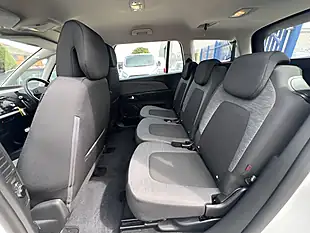 Used 2020 Citroen Grand C4 Spacetourer Touch Plus Polar White - Interior and Exterior details 14