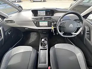 Used 2020 Citroen Grand C4 Spacetourer Touch Plus Polar White - Interior and Exterior details 2
