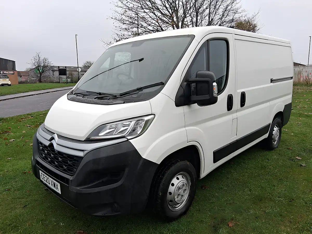 Used 2020 Citroen Relay 30 X White - Interior and Exterior details 17