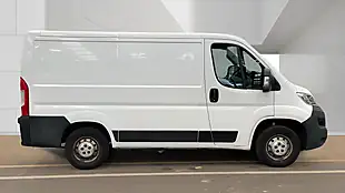 Used 2020 Citroen Relay 33 X L1 H1 White - Interior and Exterior details 3