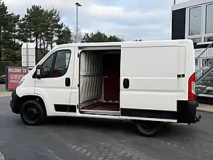 Used 2020 Citroen Relay 33 X White - Interior and Exterior details 14