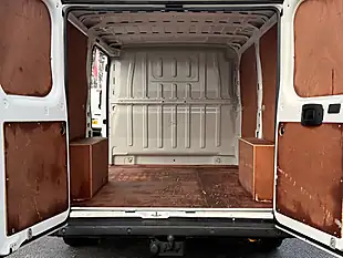 Used 2020 Citroen Relay 33 X White - Interior and Exterior details 15
