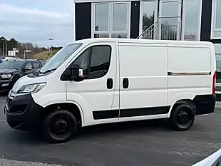Used 2020 Citroen Relay 33 X White - Interior and Exterior details 7