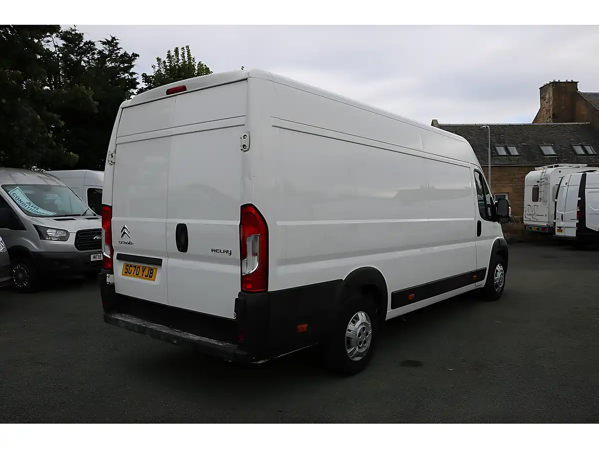 Used 2020 Citroen Relay 35 Heavy L4H2 Enterprise White - Interior and Exterior details 8