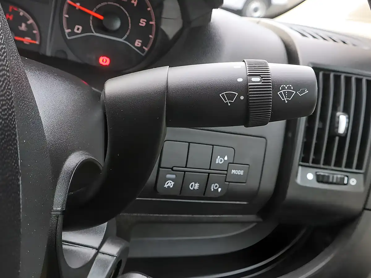 Used 2020 Citroen Relay 35 Plus White - Interior and Exterior details 7