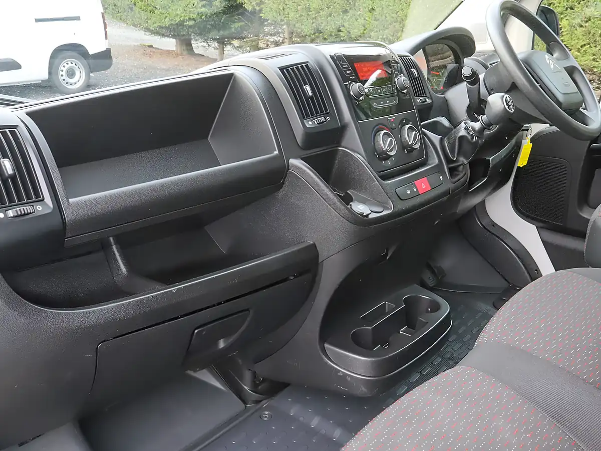 Used 2020 Citroen Relay 35 Plus White - Interior and Exterior details 8