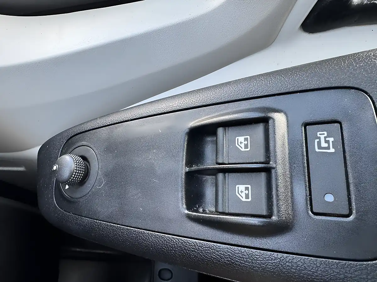 Used 2020 Citroen Relay 35 X White - Interior and Exterior details 10