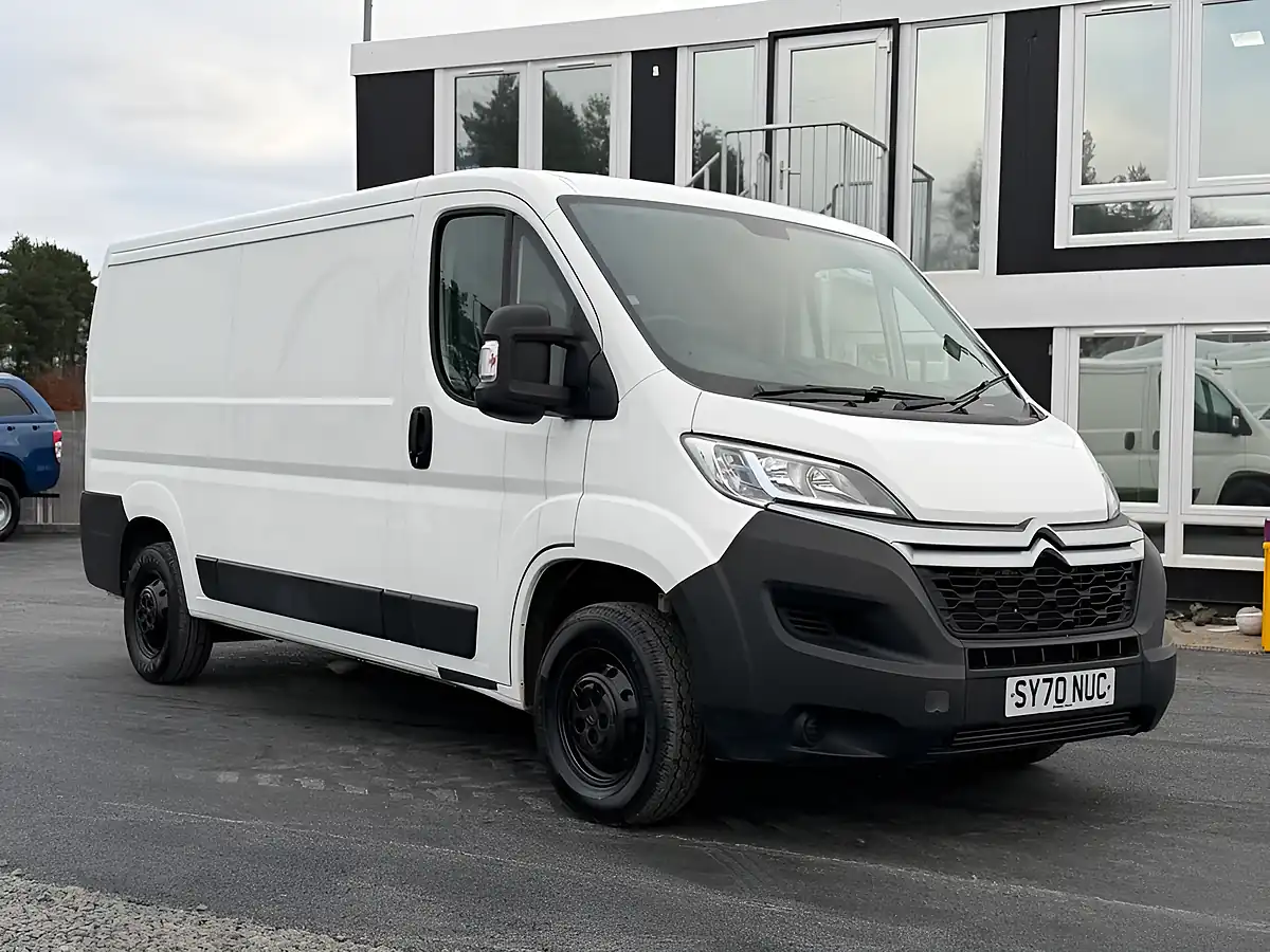 Used 2020 Citroen Relay 35 X White - Front View
