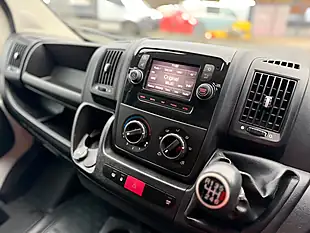 Used 2020 Citroen Relay 35 X White - Interior and Exterior details 16