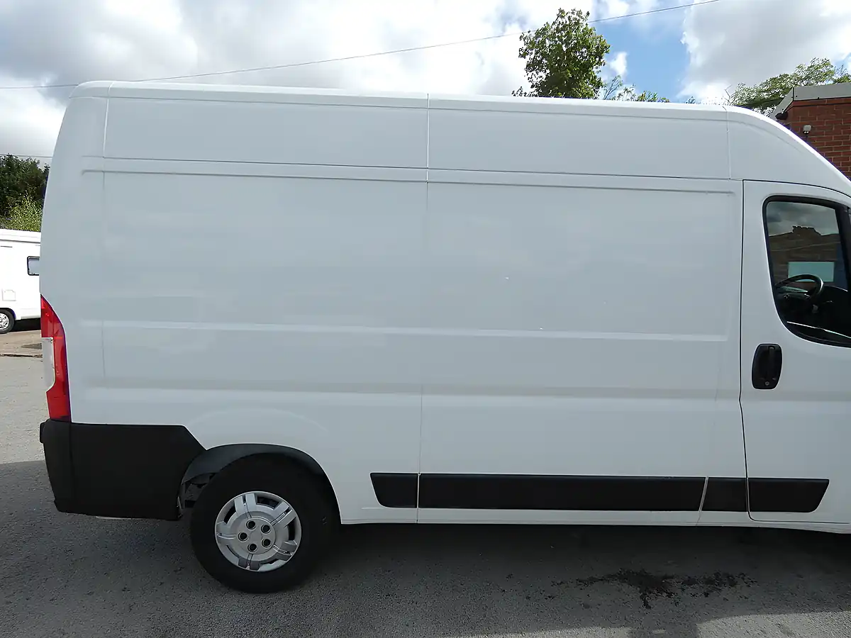 Used 2020 Citroen Relay Enterprise L2 Mwb High Roof White - Interior and Exterior details 14