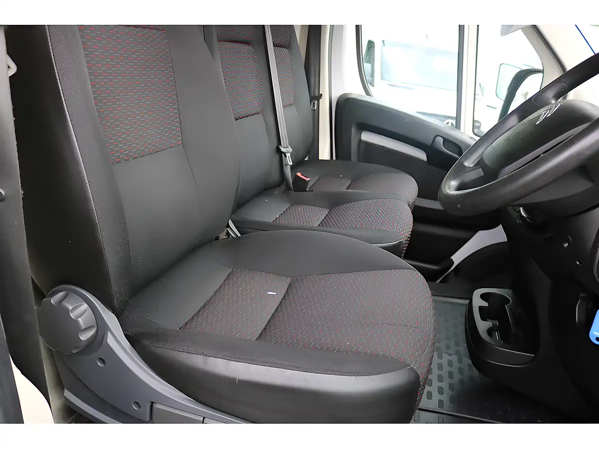 Used 2020 Citroen Relay Enterprise White - Interior and Exterior details 13