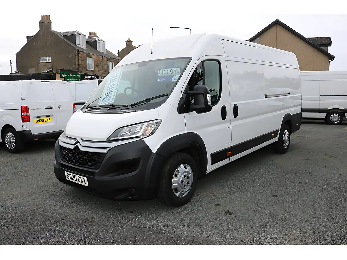 Used 2020 Citroen Relay Enterprise White - Interior and Exterior details 3