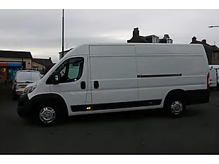 Used 2020 Citroen Relay Enterprise White - Interior and Exterior details 4