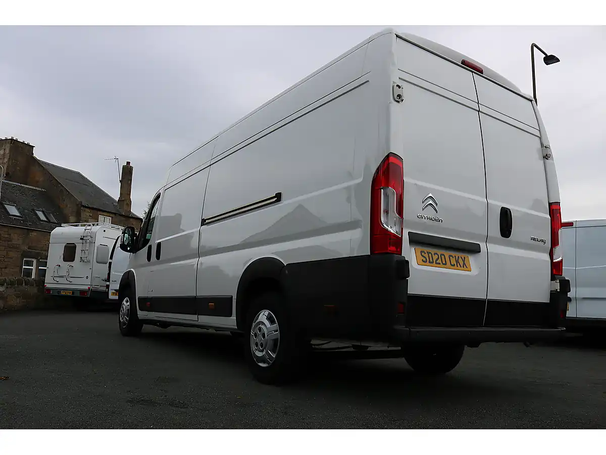 Used 2020 Citroen Relay Enterprise White - Interior and Exterior details 6