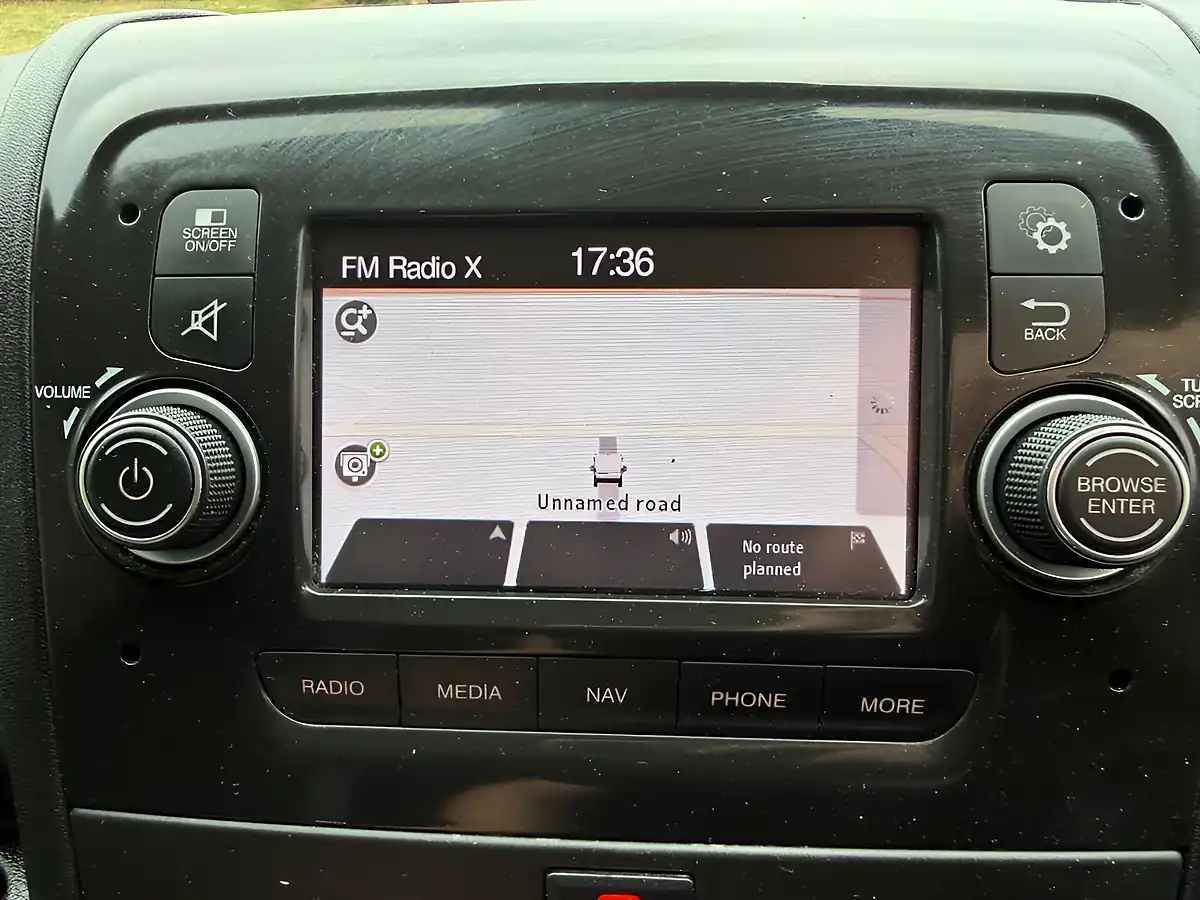Used 2020 Citroen Relay Enterprise White - Interior and Exterior details 12