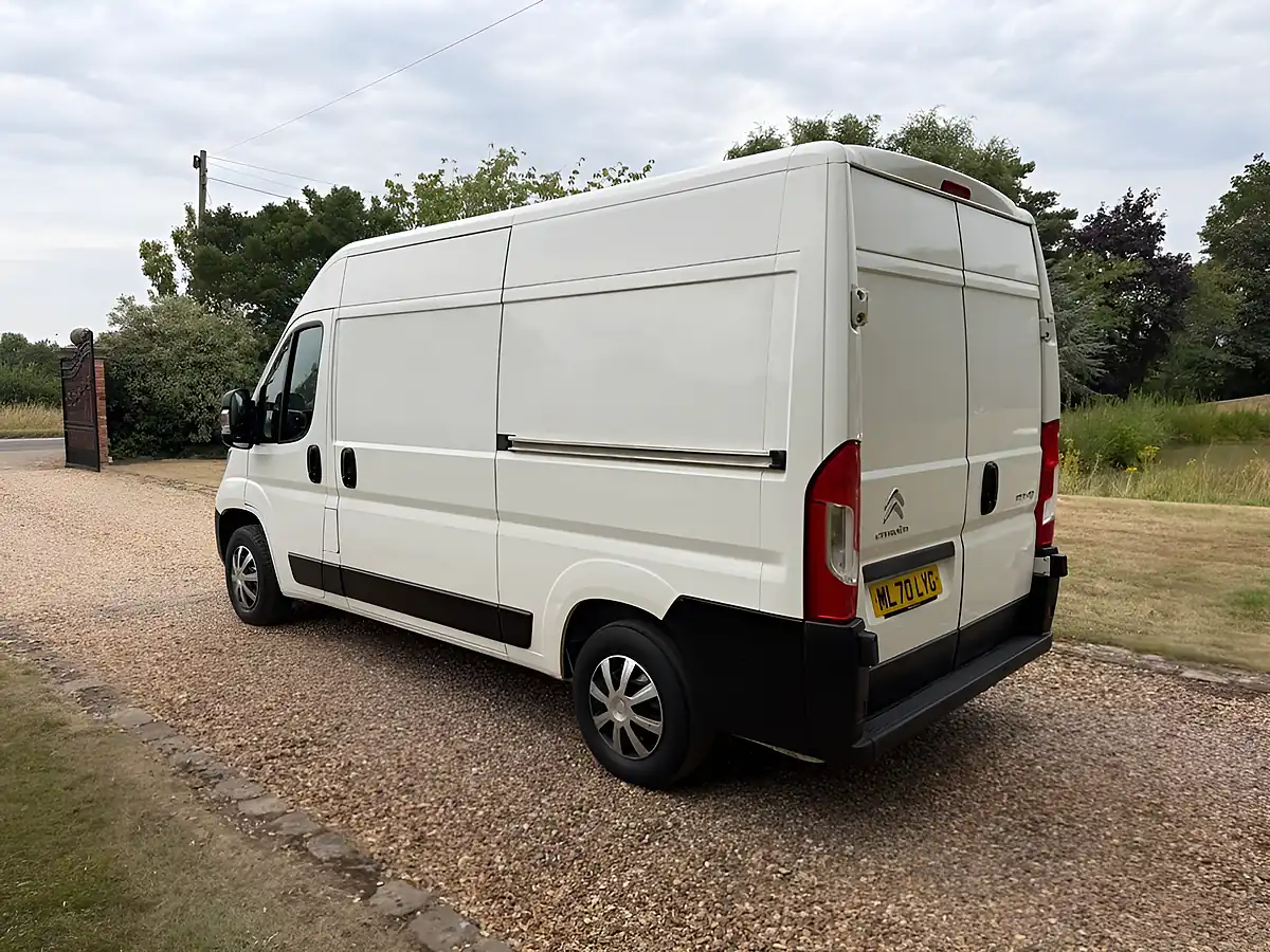 Used 2020 Citroen Relay Enterprise White - Interior and Exterior details 3