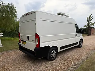 Used 2020 Citroen Relay Enterprise White - Interior and Exterior details 5