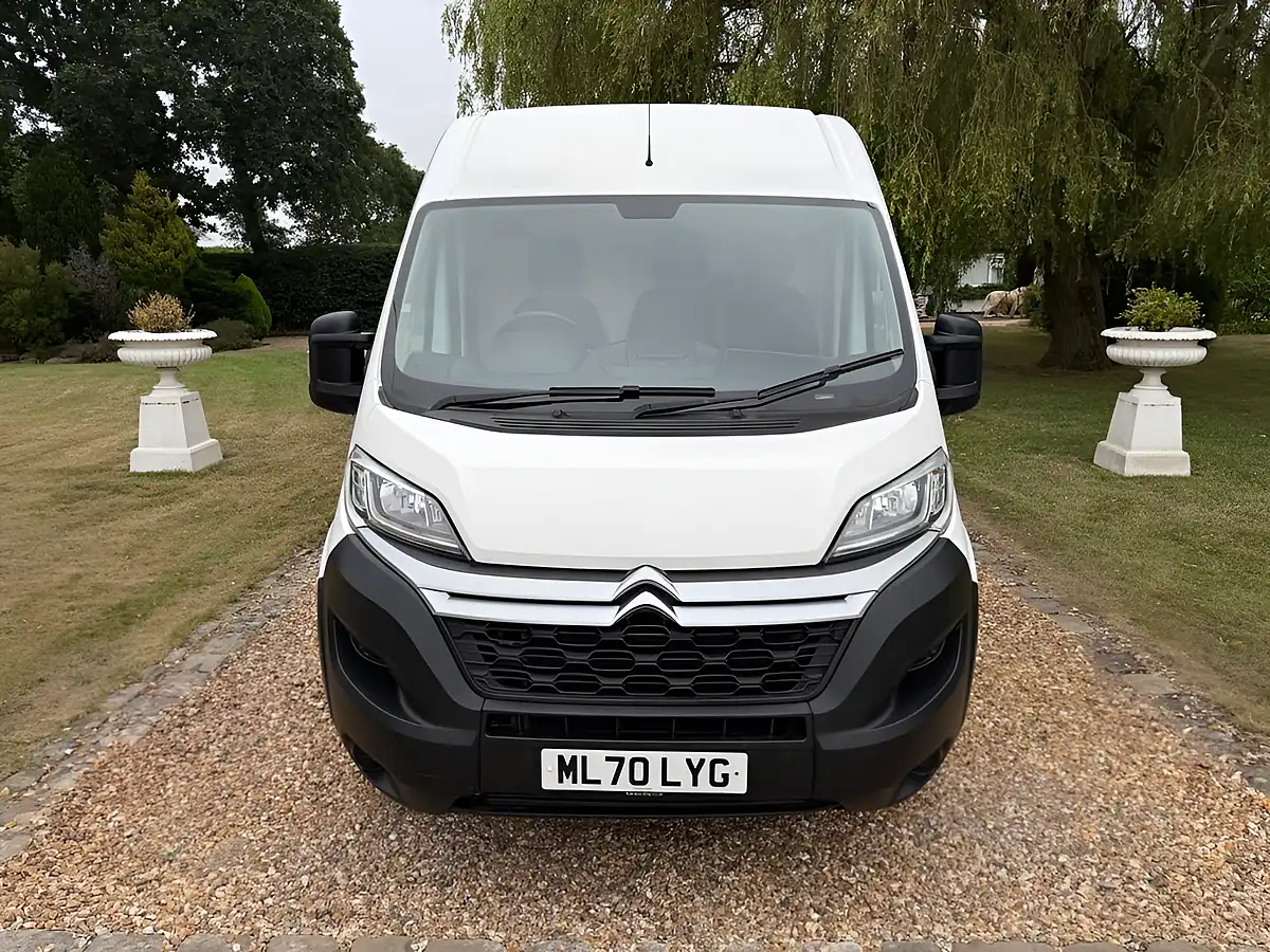 Used 2020 Citroen Relay Enterprise White - Interior and Exterior details 8