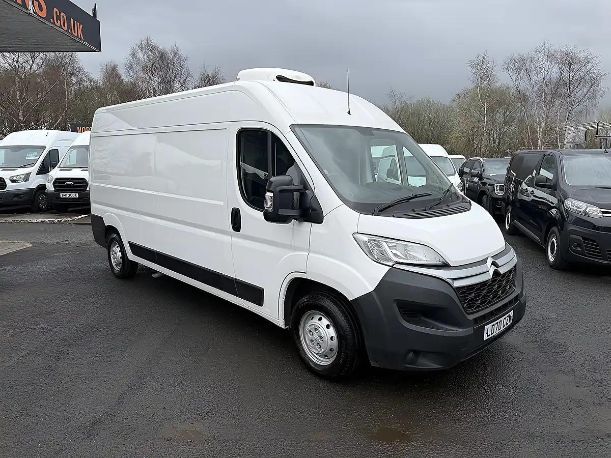 Used 2020 Citroen Relay Enterprise White - Interior and Exterior details 5