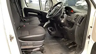 Used 2020 Citroen Relay X White - Interior and Exterior details 12