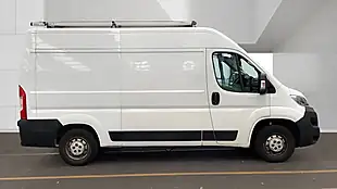 Used 2020 Citroen Relay X White - Interior and Exterior details 6