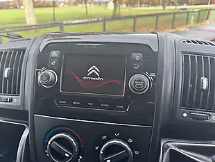 Used 2020 Citroen Relay X White - Interior and Exterior details 17