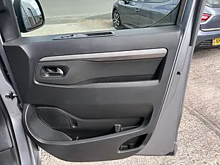 Used 2020 Citroen Spacetourer Feel M Artense Grey Met - Interior and Exterior details 15