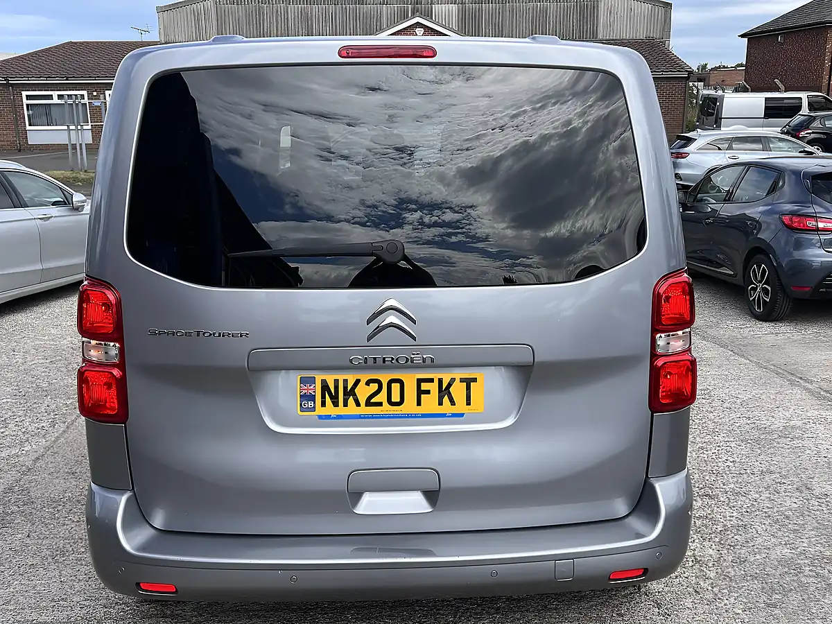 Used 2020 Citroen Spacetourer Feel M Artense Grey Met - Interior and Exterior details 8