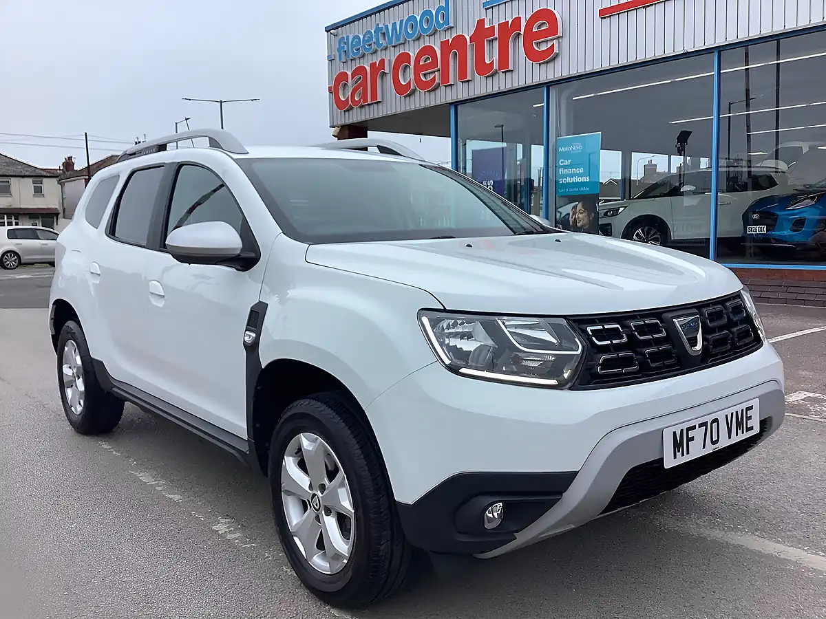 Used 2020 Dacia Duster Comfort Glacier White - Front View