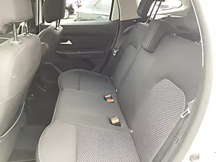 Used 2020 Dacia Duster Comfort Glacier White - Interior and Exterior details 16