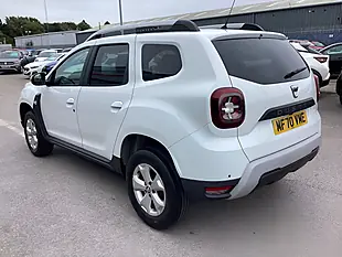 Used 2020 Dacia Duster Comfort Glacier White - Interior and Exterior details 2