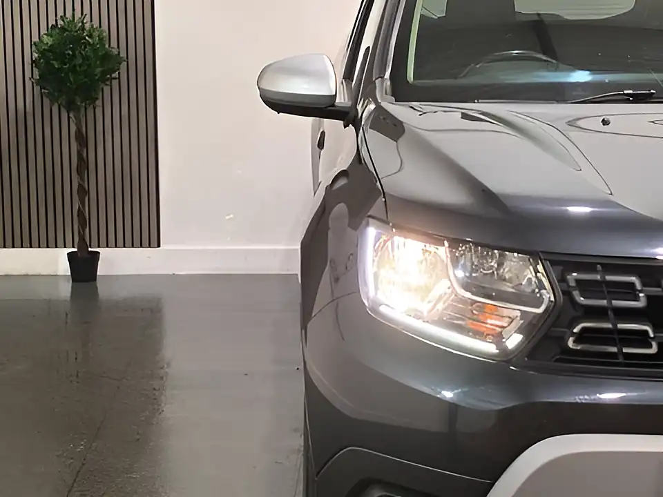 Used 2020 Dacia Duster Comfort Grey - Interior and Exterior details 18