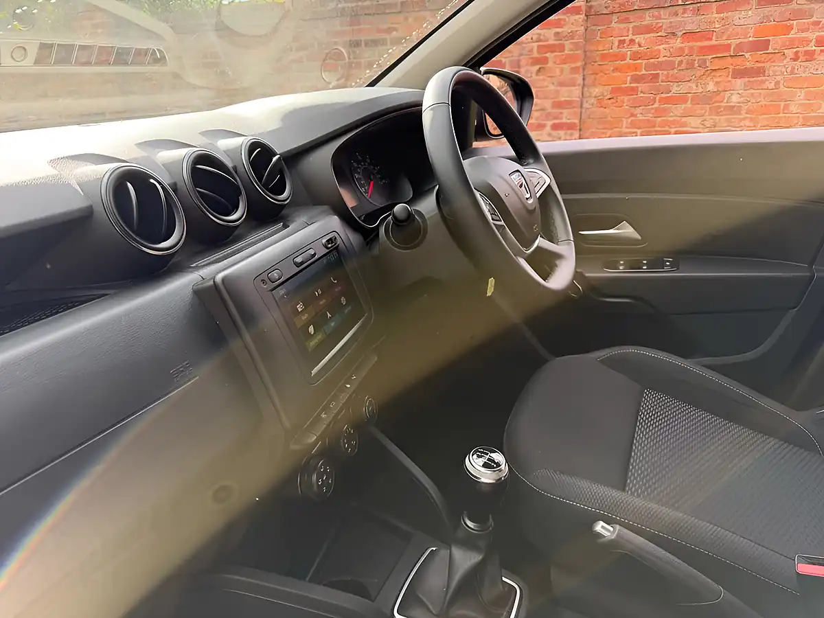 Used 2020 Dacia Duster Comfort Grey - Interior and Exterior details 15