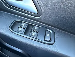 Used 2020 Dacia Duster Comfort Grey - Interior and Exterior details 16