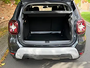 Used 2020 Dacia Duster Comfort Grey - Interior and Exterior details 17