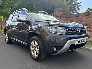 Used 2020 Dacia Duster Comfort Grey - Interior and Exterior details 2
