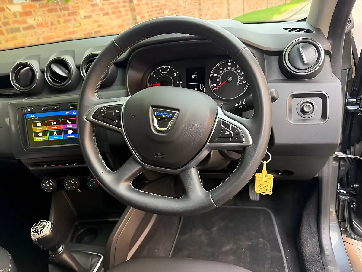 Used 2020 Dacia Duster Comfort Grey - Interior and Exterior details 3