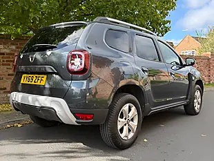 Used 2020 Dacia Duster Comfort Grey - Interior and Exterior details 5