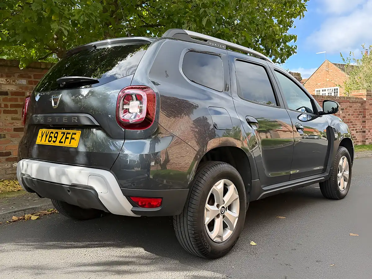 Used 2020 Dacia Duster Comfort Grey - Interior and Exterior details 5