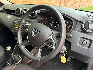 Used 2020 Dacia Duster Comfort Grey - Interior and Exterior details 7